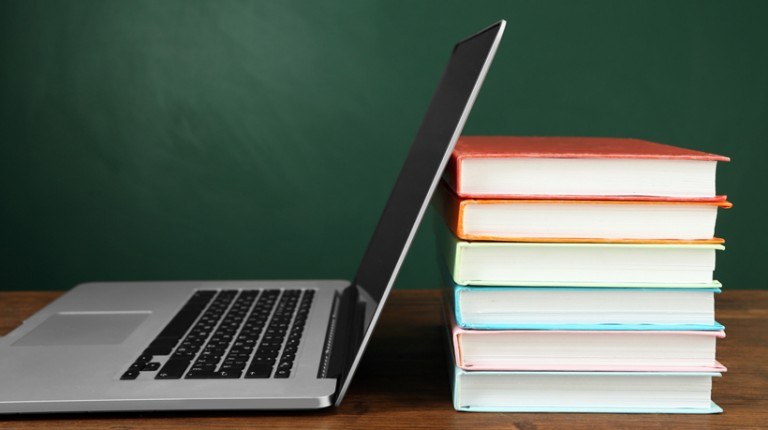 Taking Your School Online? The Top 3 Things That Chief Information Officers Should Consider