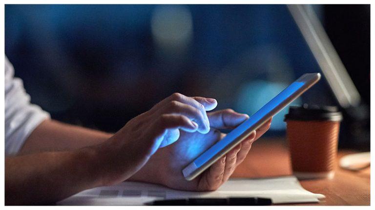 How To Boost Your Workforce Performance With Mobile Apps?