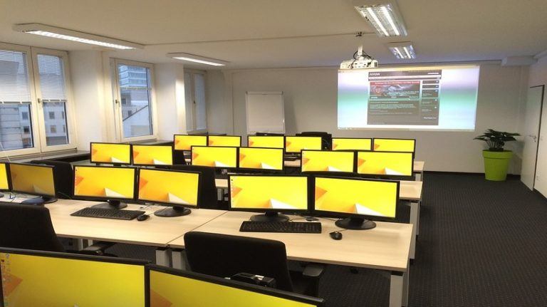 12 Aid Tools For Digital Classrooms