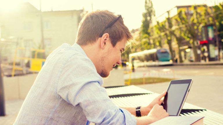 3 Must-Have Apps And Tools For Your Summer Courses