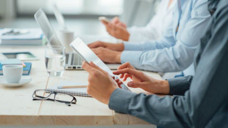 10 Online Training Activities To Include In EVERY Corporate eLearning Course