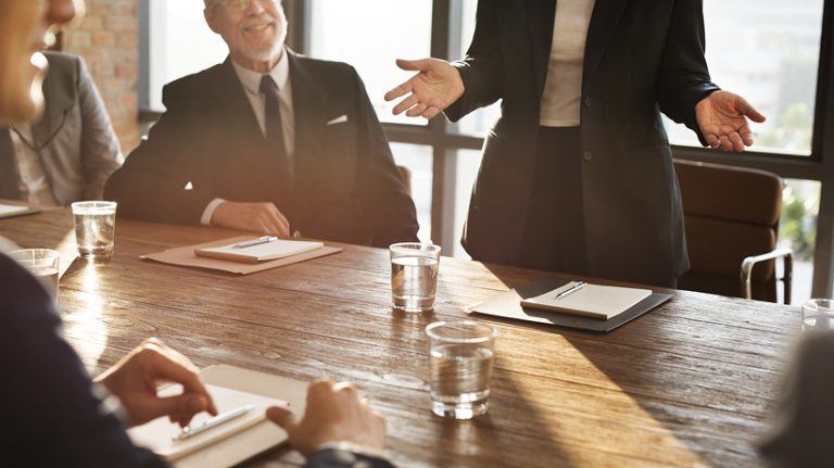 8 Tips To Maximize Manager Involvement In Online Training