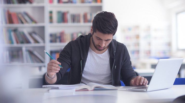 Overcoming The Challenges Of e-Assessments In 5 Simple Steps