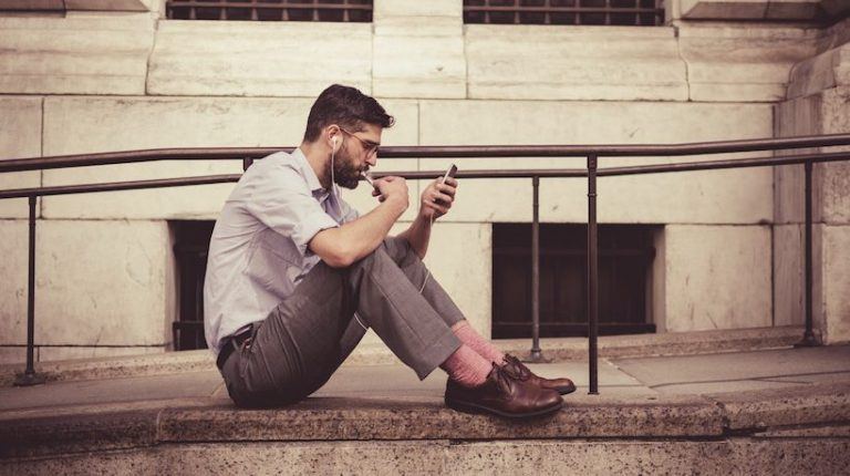 Corporate Training For Millennials: How To Create Bite-Sized Learning