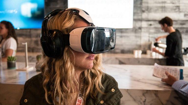 The Pros And Cons Of Using Virtual Reality In The Classroom