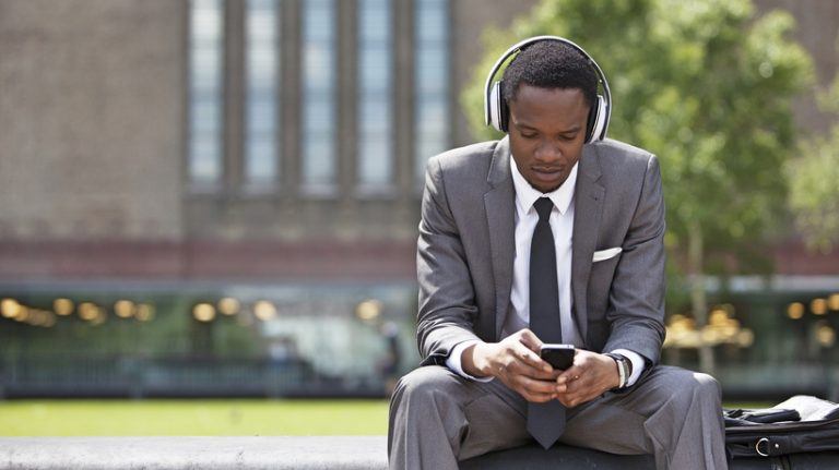 7 Tips To Use Audio Narration In Online Training