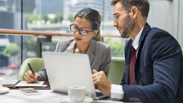8 Top Pitfalls Of eLearning Outsourcing To Avoid