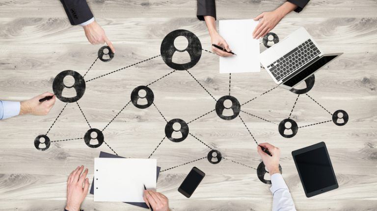 8 Tips To Foster Knowledge Sharing Through Online Learning Communities
