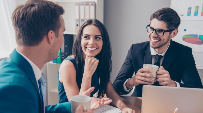 8 Real World Activities That Build Interpersonal Skills In Online Training