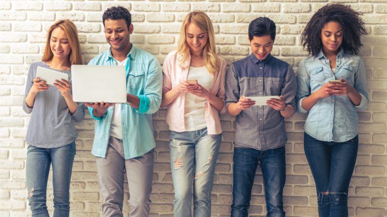 8 Tips To Promote Digital Literacy And Tech Skills In eLearning