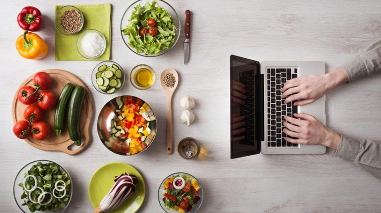 Restaurant Training: 3 Powerful Ways Restaurants Benefit From eLearning