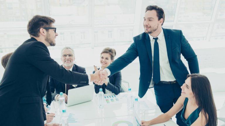 8 Tips To Facilitate Professional Growth In Online Training