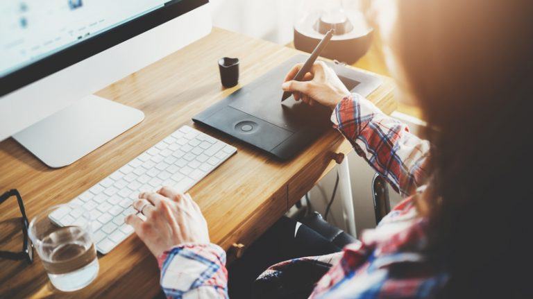 What Is More Important For Your Online Training? Visual Vs. Instructional Design