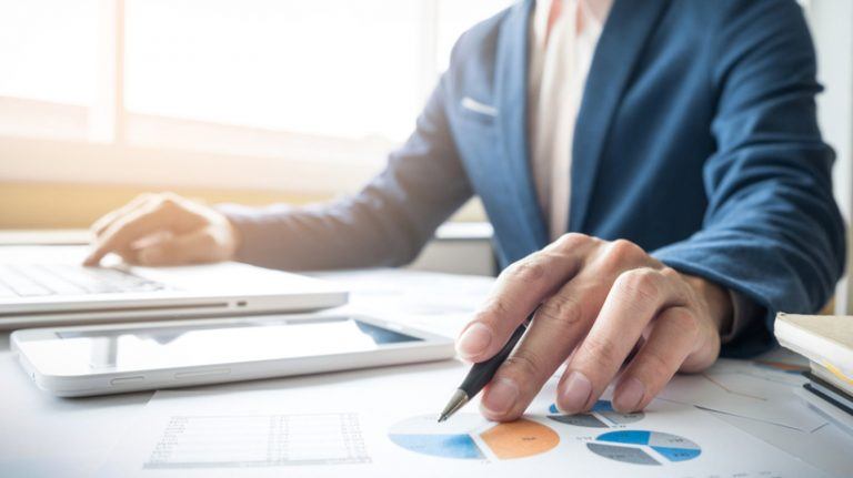 7 Key Differences Between A Traditional And An SMB Learning Management System