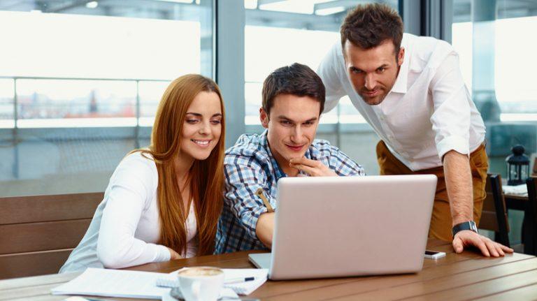 5 Key Elements Every eLearning Course Targeting Adult Learners Should Have