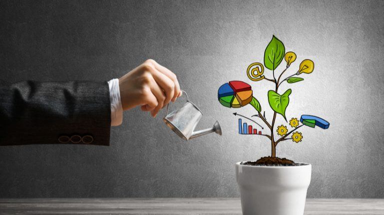 Outsourcing eLearning: 6 Facts And Stats eLearning Pros Should Know