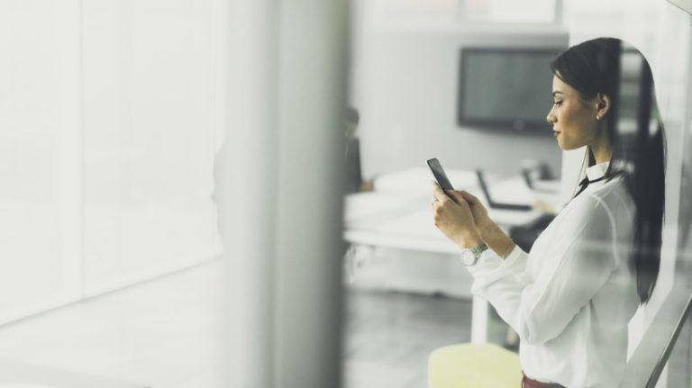 10 Killer Examples Of Mobile Learning To Boost Employee Engagement And Performance