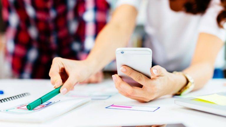 3 Features Of Mobile Learning Apps: What Bleeding Edge Tech Tells Us About mLearning