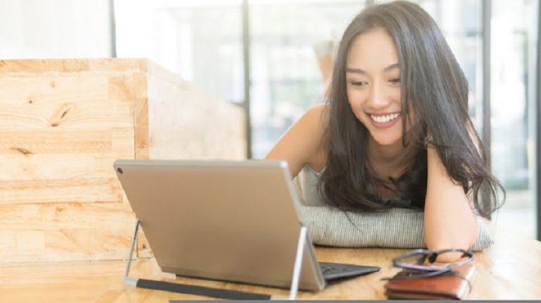 Game-Based Online Learning: Ringing The Death Bells Of Boring Training