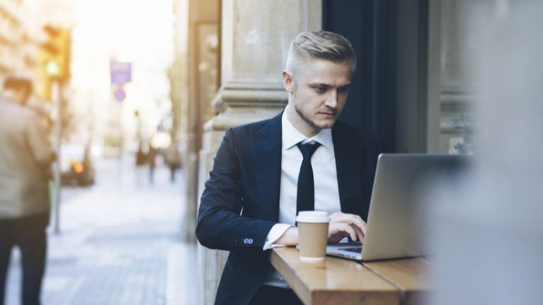 3 Reasons Why You Need To Use Scenario-Based Learning For Sales Training