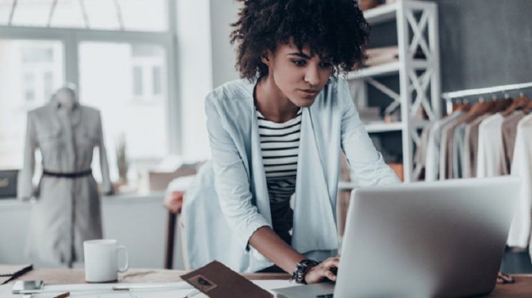 4 Advantages Of Training Management Software For Small And Mid-Sized Businesses