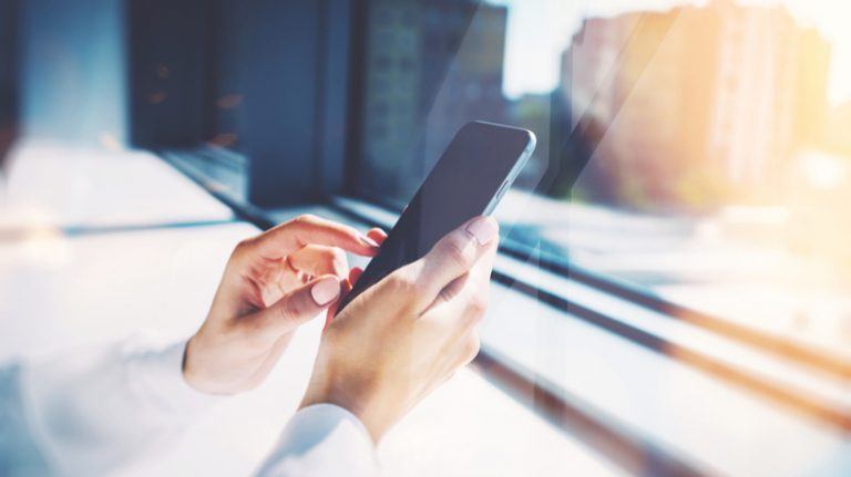 8 Ways A Mobile LMS Empowers Distributed Audiences