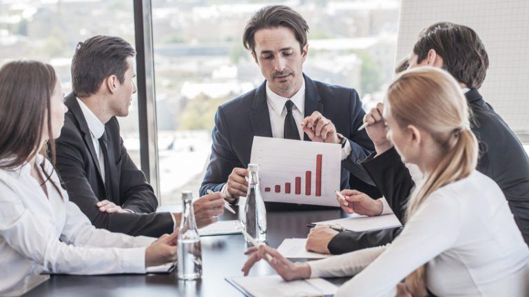 eLearning Outsourcing: 8 Tips To Save Time And Money For Your Next eLearning Project