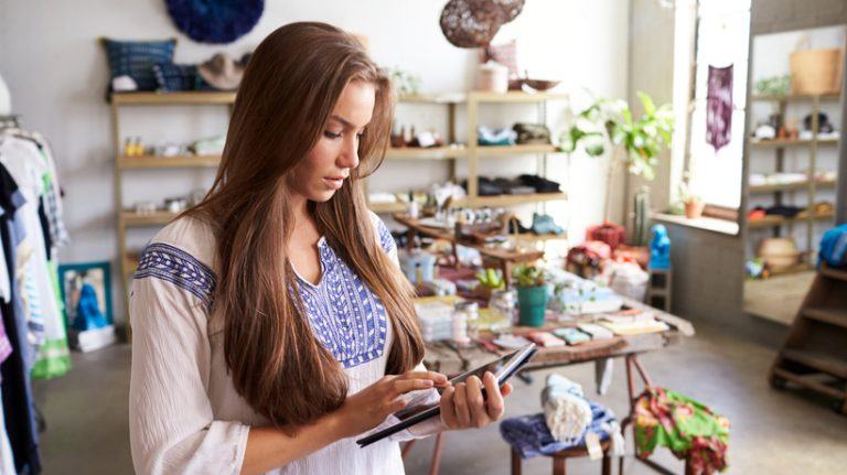 4 Benefits Of Online Training For The Retail Workforce
