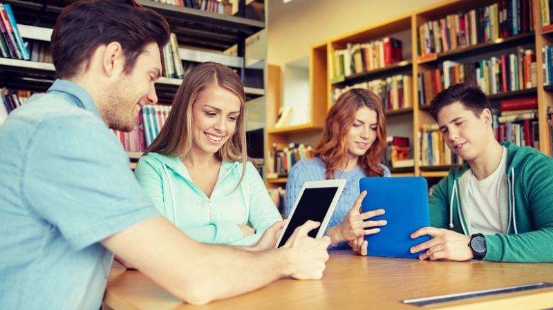 5 Tips For Teaching Literacy In The Smartphone Era - eLearning Industry