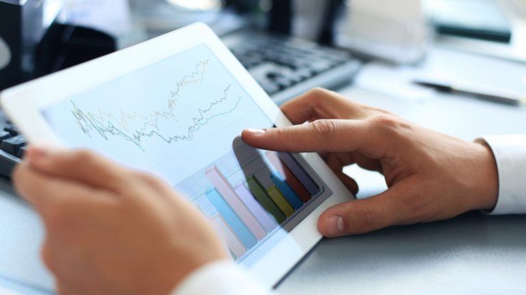 Data Analytics In eLearning: How To Use Them And Answer Your Questions