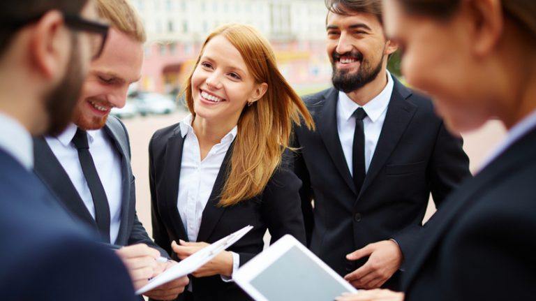 8 Tips To Diversify Online Training Content On A Tight eLearning Budget
