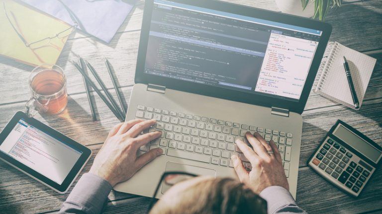 Building An In-House Learning Management System: 4 Pros And 4 Cons To Consider