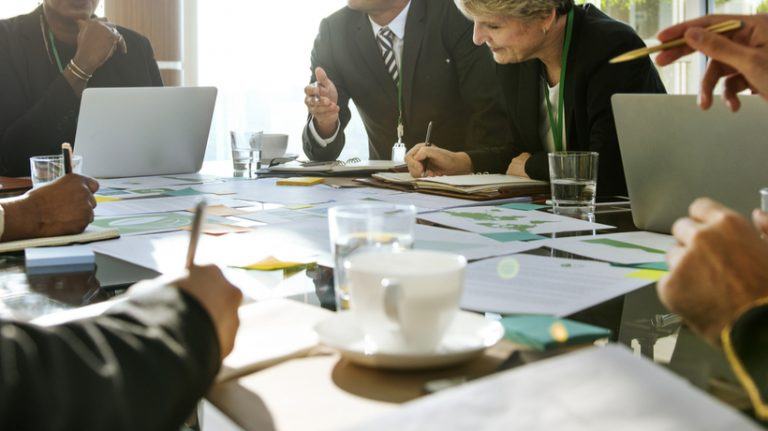 5 Ways To Create A Realistic Budget For Employee Onboarding Software