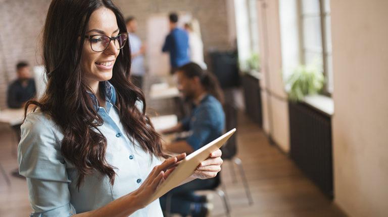Why You Should Adopt the Combination of Microlearning and Mobile Learning in 2018
