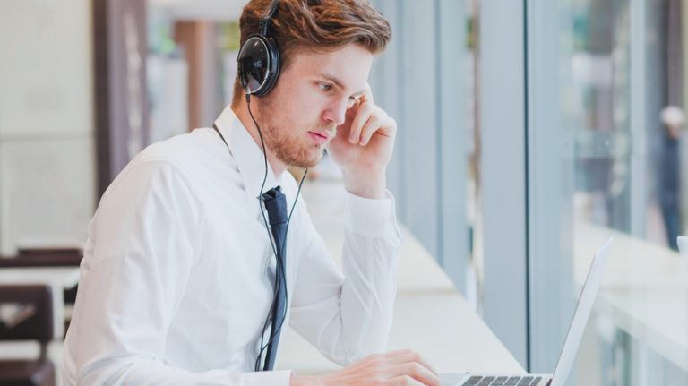 6 Tips To Host An Online Training Workshop To Reignite Employee Excitement