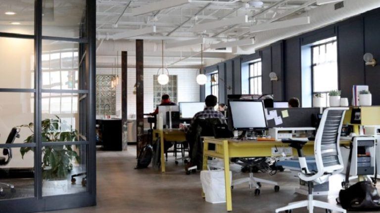 Why You Need To Move Away From The LMS And Look For New Software For Corporate Learning