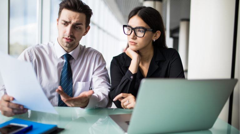 Is It Time To Switch? 6 Signs That You Should Use LMS Selection Services To Find A Replacement LMS