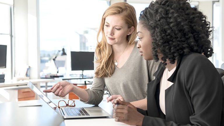 How To Use Scenario Based Learning For Corporate Training And Gain A Better ROI: Featuring 7 Examples