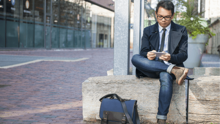 The Employee Handbook For Onboarding: Making It Work With Microlearning!