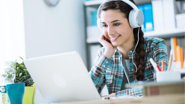 6 Insider Secrets To Be A Good Online Instructor