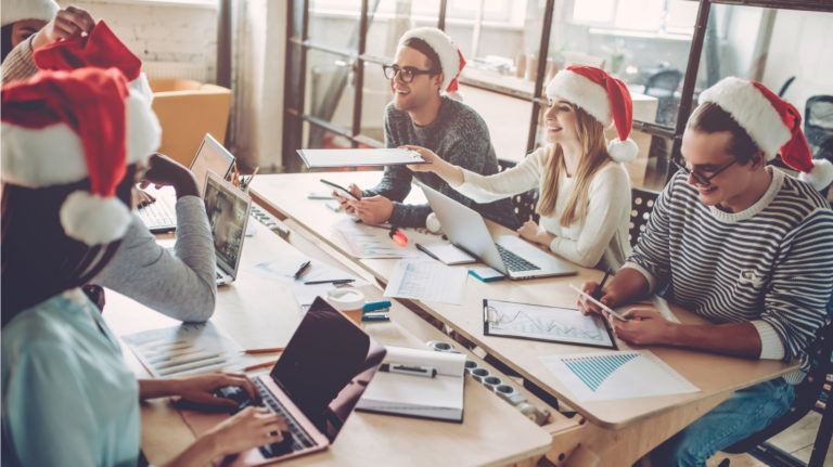 8 Tips To Add Holiday Cheer To Content Marketing