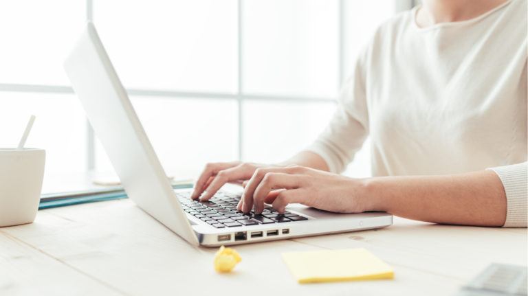 6 Essential eLearning Modules To Select For Your Foundation Skills Training Programme