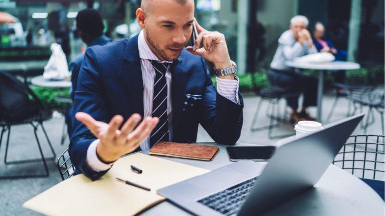 Distractions And Motivational Dilemmas: 5 Common Pitfalls Of Learning On-The-Go And Tips To Avoid Them