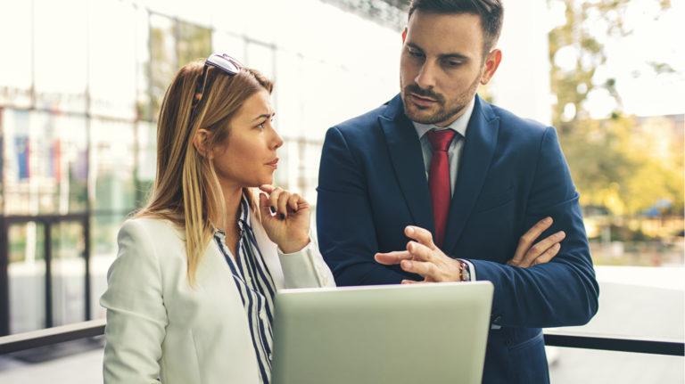 Mobile LMS Must-Haves: 5 Mobile Learning Solution Features That Stretch Your L&D Budget