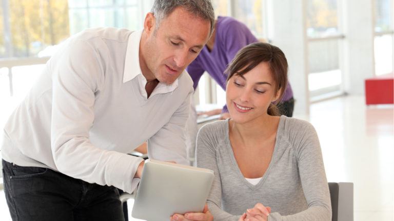 5 Surprising Benefits Of Investing In A Mobile LMS That Features A Mobile Learning App