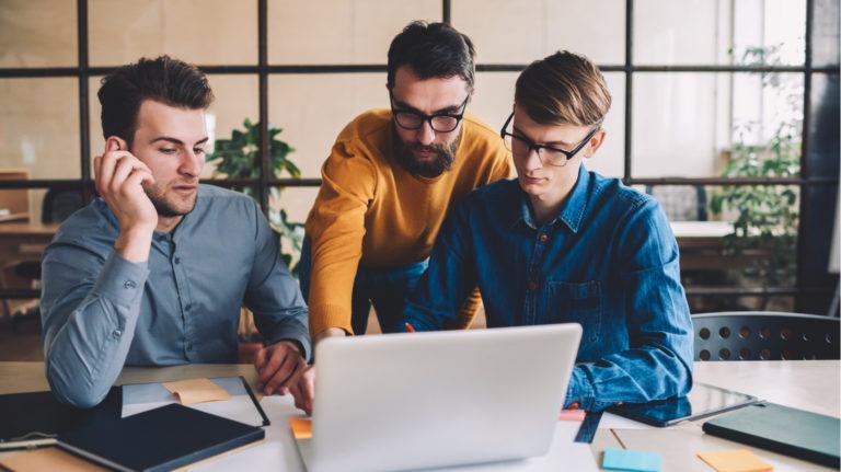 7 Tips To Find A Flexible Mobile LMS App For Your Blended Online Training Program