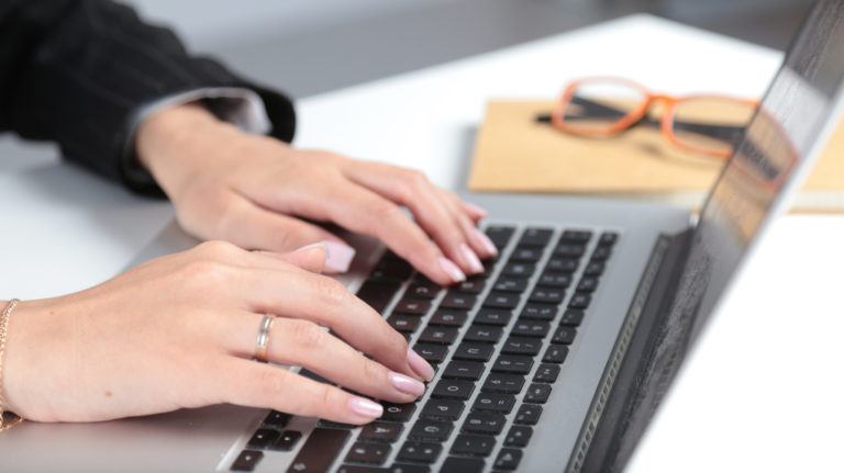 eLearning In Continuing Vocational Training - Training Portal - Implementation Of Learning Software