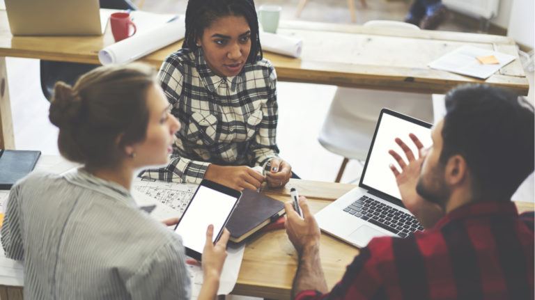 Global Onboarding Guide: 6 Tips To Use Employee Onboarding Software To Train Your Multicultural Workforce
