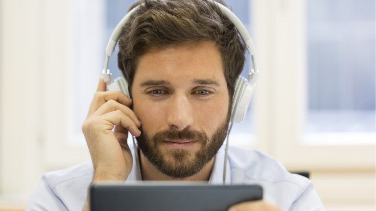 Free eBook 15 Ways To Enhance Employee Onboarding With Video