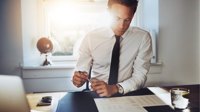 Is Outsourcing Optimal?: XX Tips to Determine Whether Pre-built or In-house Customer Training Solutions Are Best for Your Business